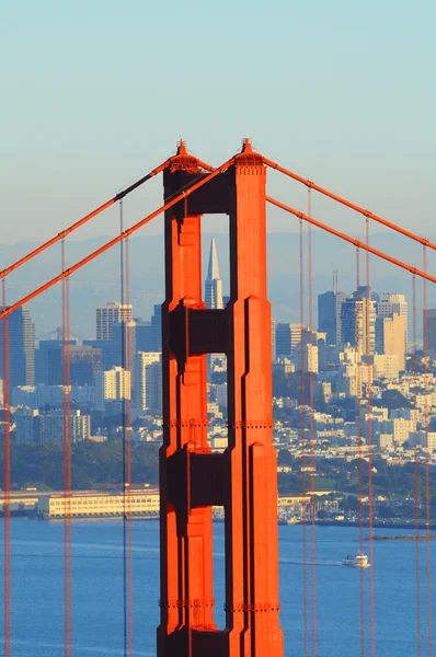 Puente de puerta de oro — Foto de Stock