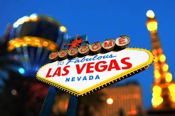 Las Vegas Firma con Vegas Strip en segundo plano Fotos de stock