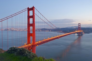 Günbatımında Altın Kapı Köprüsü