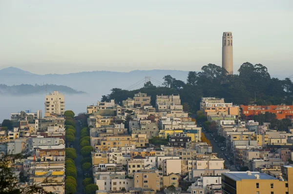 Belvárosi pénzügyi negyedében a San Francisco — Stock Fotó