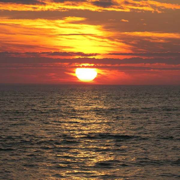 Solen vid solnedgången — Stockfoto