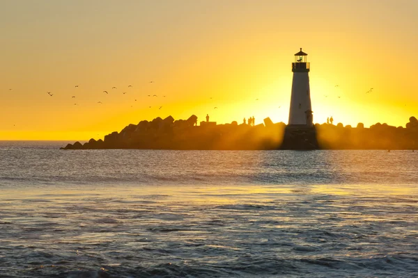 Farol de silhueta — Fotografia de Stock