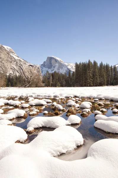 Yosemite National Park in Winter — Stock Photo, Image