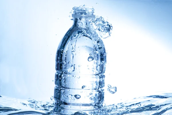 Water splash out form water bottle — Stock Photo, Image