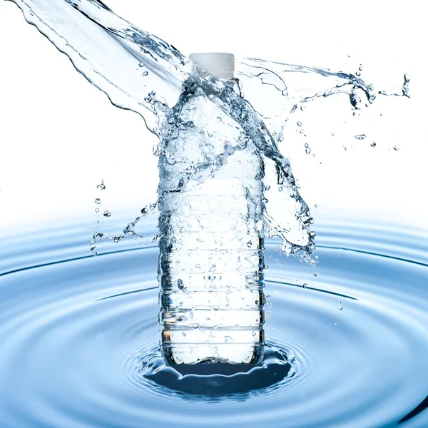 Water bottle and water splash — Stock Photo, Image
