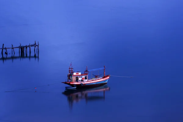 Rybářská loď — Stock fotografie