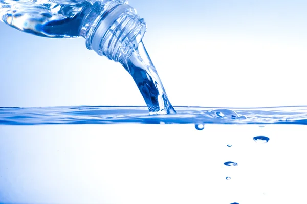 Pouring water — Stock Photo, Image