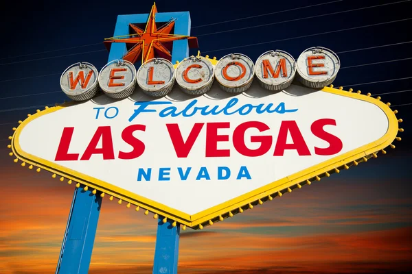 Bienvenido a Fabuloso signo de Las Vegas — Foto de Stock