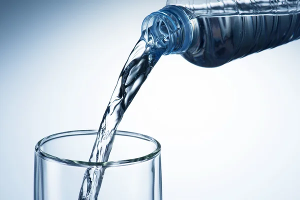 Water Pour into Glass — Stock Photo, Image