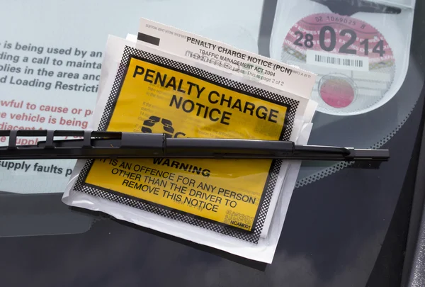Parking penalty notice — Stock Photo, Image