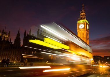 Big ben ve otobüs