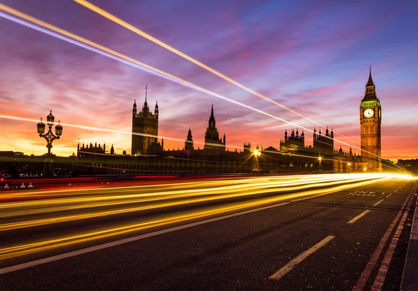 Westminster and light trail — Stock Photo, Image