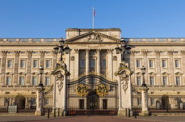 Buckingham Sarayı açık kapıları