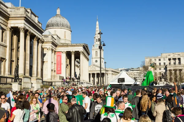 Trafalgar Square for St Patricks Day — Stock Photo, Image