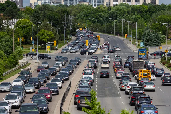 Duże natężenie ruchu w toronto — Zdjęcie stockowe