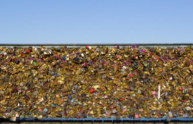 Pont des arts Köprüsü