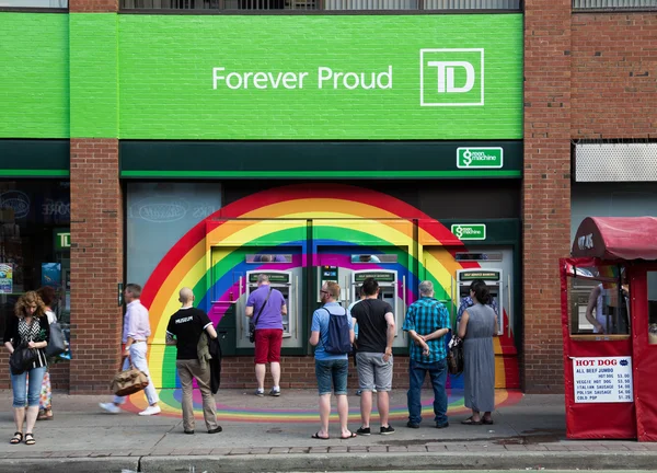 Arco iris alrededor de TD Bank ATMS — Foto de Stock