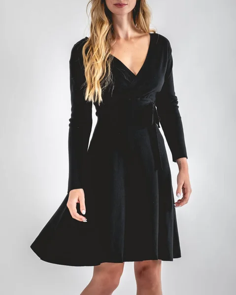 Beautiful Blonde Model Girl Face Black Short Dress Light Gray — Stock Fotó