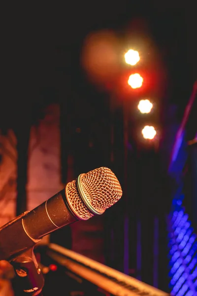 Closeup Microphone Stage Colorful Lights Night — Foto de Stock