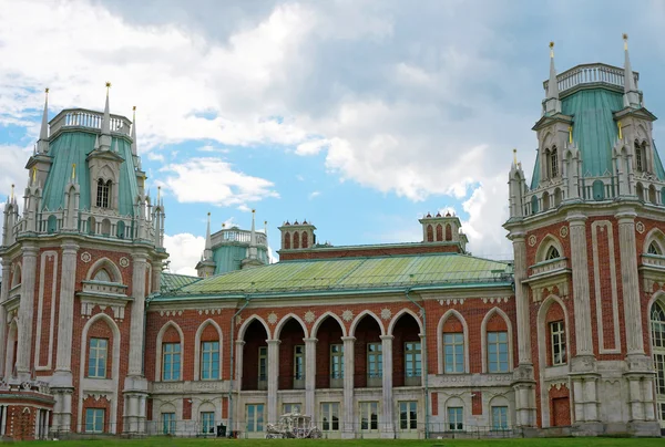 Palace of the Russian Empress Catherine II in Moscow — Stock Photo, Image