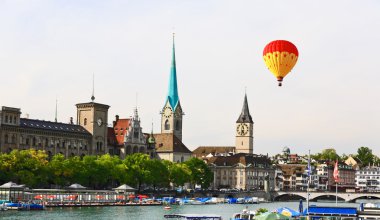 Zürih cityscape önemli yerlerinden