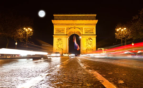 Тріумфальна арка в Парижі — стокове фото