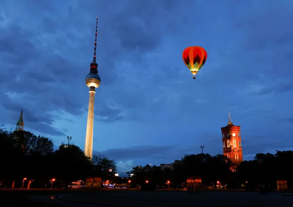 ベルリン テレビ塔 - テレビ塔 — ストック写真