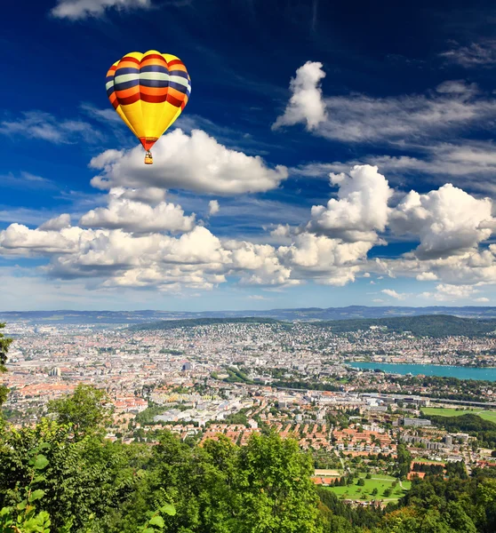 Die Luftaufnahme der Stadt Zürich — Stockfoto