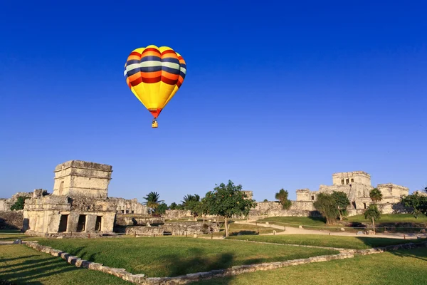 Tulum the one of most famous landmark in the Maya World — Stock Photo, Image