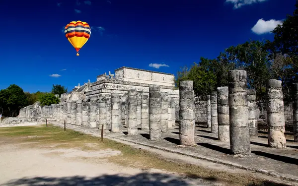 The temples of chichen itza temple in Mexico — Stock Photo, Image