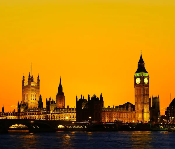 Das Parlamentsgebäude - Big Ben — Stockfoto