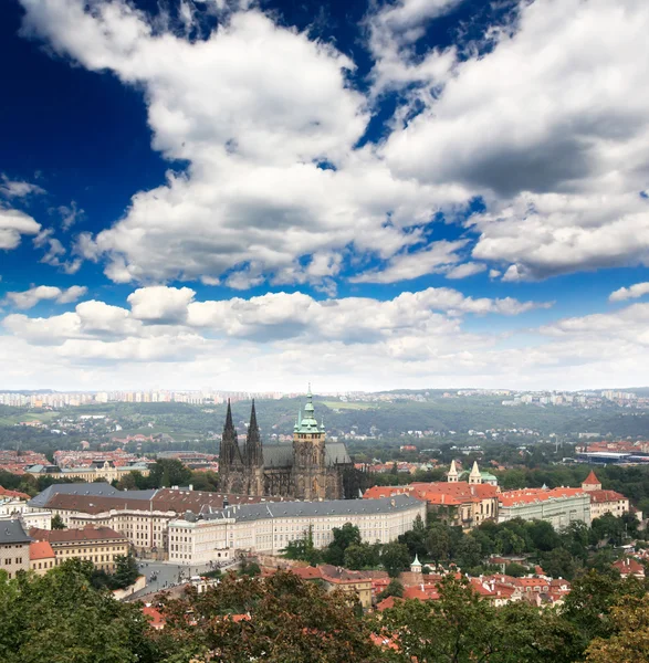 Flygfoto över Prags slott — Stockfoto