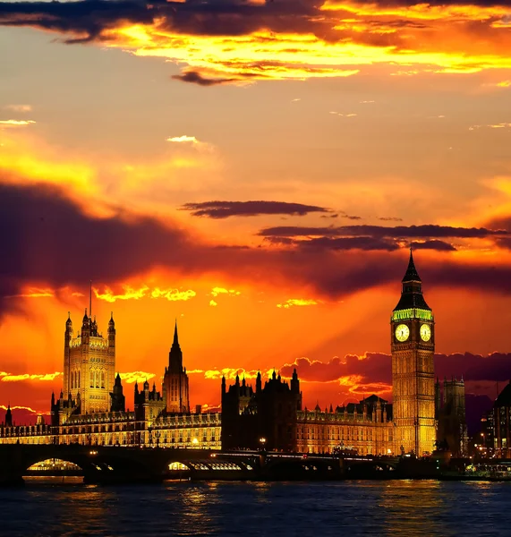 El edificio del Parlamento - Big Ben — Foto de Stock