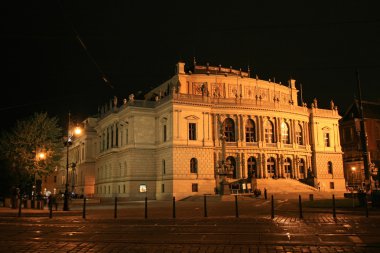 Prag güzel bir şehir