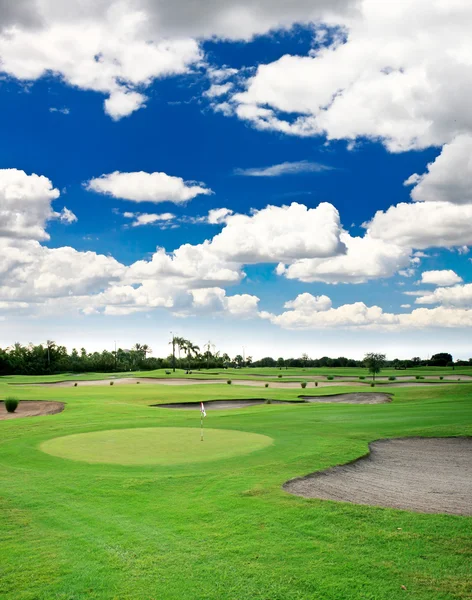Un campo de golf resort — Foto de Stock