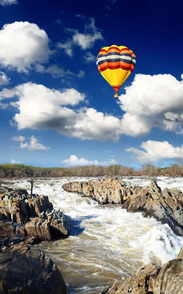 Potomac River - Great Fallsin kansallispuisto — kuvapankkivalokuva