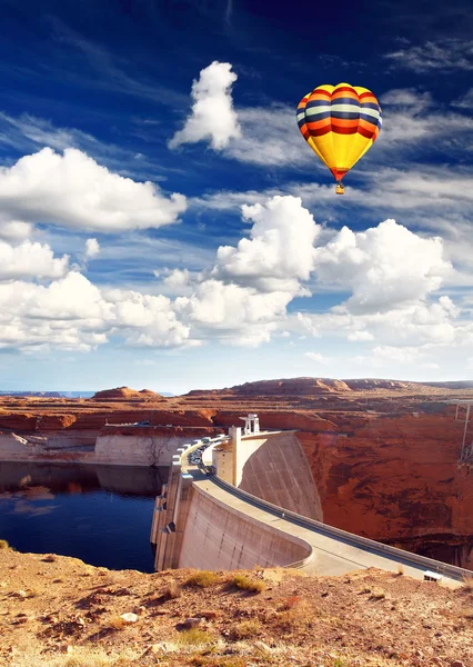 Barragem de Glen Canyon e Lago Powell — Fotografia de Stock