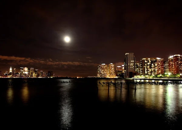 Na dolnym Manhattanie panoramę — Zdjęcie stockowe