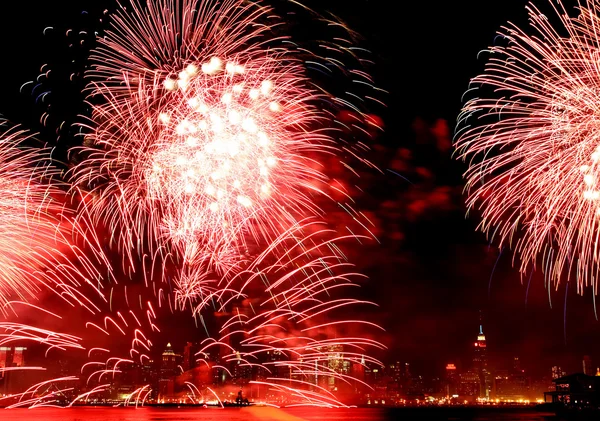 Los fuegos artificiales del 4 de julio en Nueva York — Foto de Stock