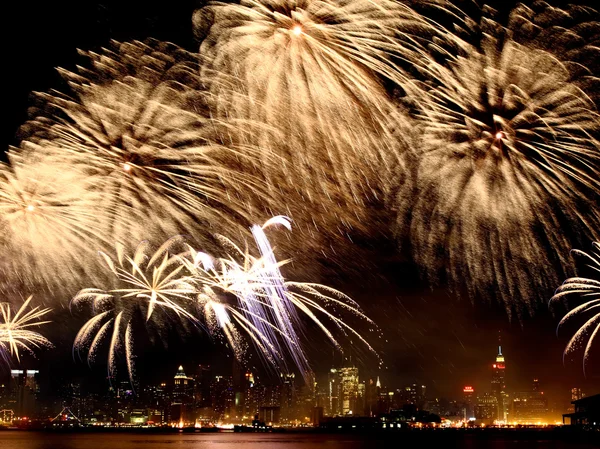 The 4th of July fireworks in NYC — Stock Photo, Image