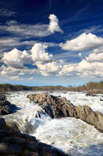 Potomac River Great Falls kansallispuisto — kuvapankkivalokuva