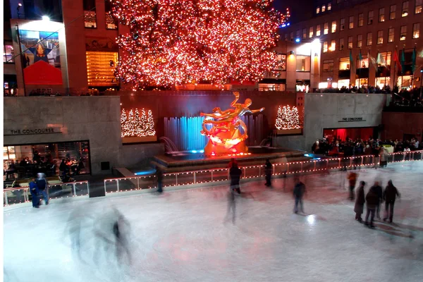 A holiday light display at Rockefeller Center — Stock Photo, Image