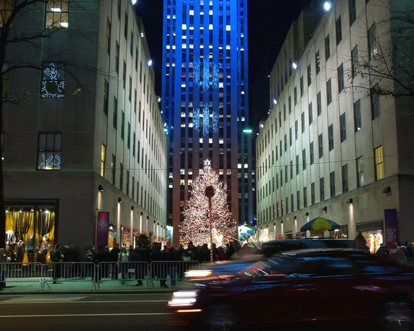 A holiday light display at Rockefeller Center — Stock Photo, Image