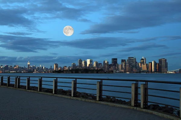 Th Ciudad de Nueva York Skyline — Foto de Stock