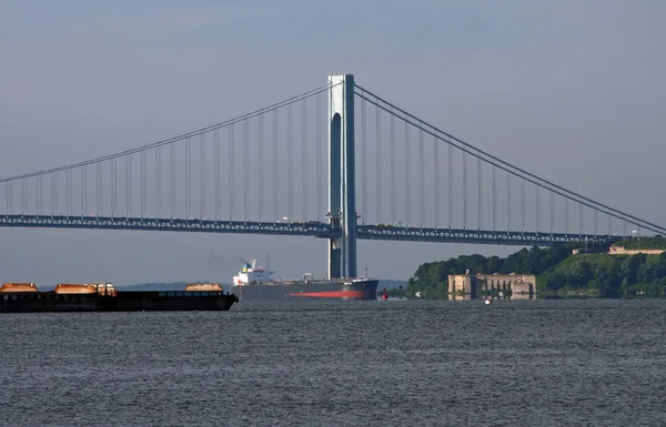 Il ponte stretto del Verrazano — Foto Stock