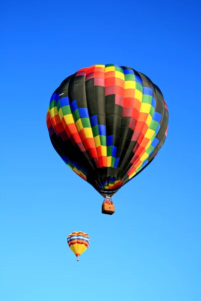 Ein Luftballonfest im neuen Trikot — Stockfoto