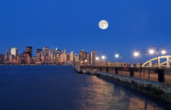 Th Ciudad de Nueva York Skyline —  Fotos de Stock