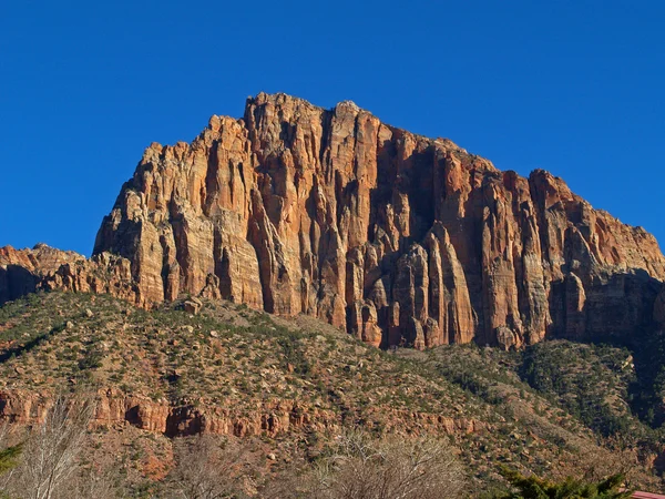 Góry w zion national park — Zdjęcie stockowe