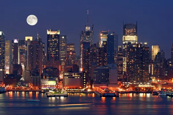 Th Ciudad de Nueva York Skyline — Foto de Stock