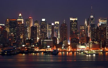 Manhattan orta şehir manzarası, gece